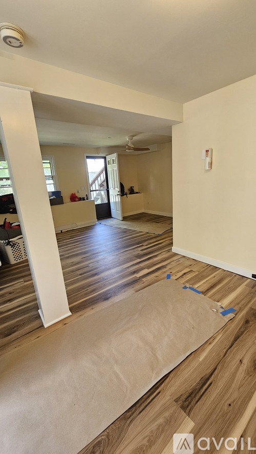 886 Howe Ave 1 Apartment for Rent - Photo gallery 3