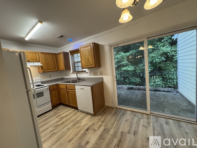 Averette Field Drive 2 Beds Townhouse for Rent - Photo gallery 5