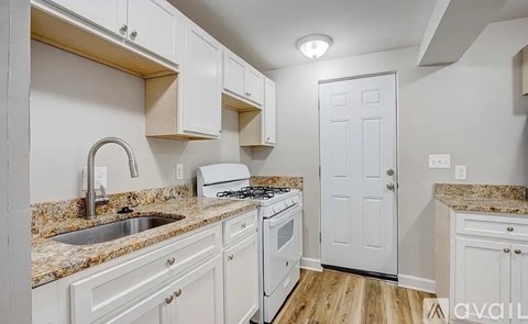 712 Winston Ave 2 Beds Apartment for Rent
