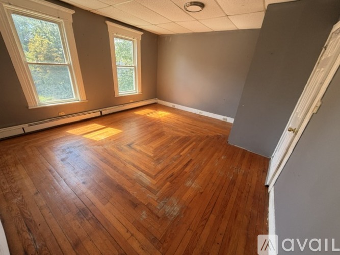 284 Spruce St 3 Beds Apartment for Rent - Photo gallery 4