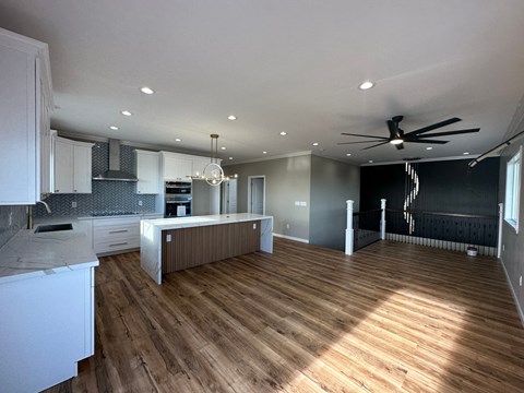 629 A Hookanike Street 3 Beds Apartment for Rent