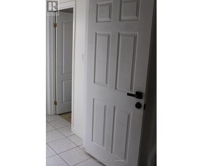 102 GOLDCREST ROAD 4 Beds House for Rent - Photo gallery 5