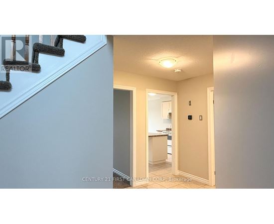 1864 SEDGEFIELD ROW 3 Beds House for Rent - Photo gallery 1
