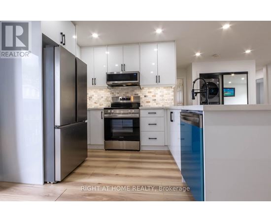 61A WILKINS STREET 3 Beds Home, Multifamily, Triplex for Rent - Photo gallery 2