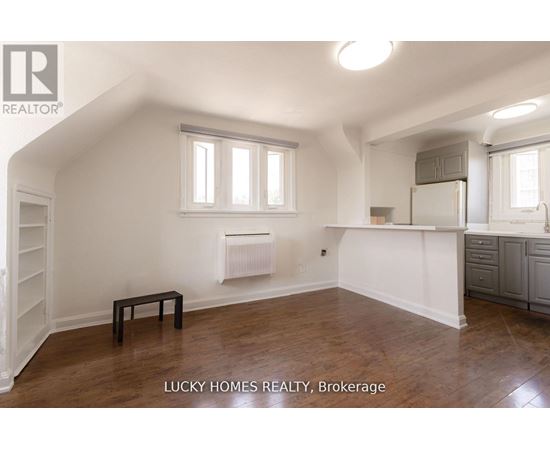 157 CENTRE STREET S 2 Beds Home, Multifamily, Duplex for Rent - Photo gallery 5