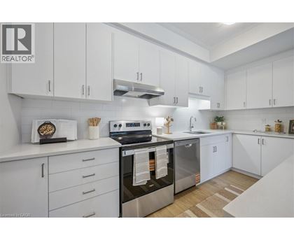 17 REVERIE Way 2 Beds Home, Townhouse for Rent - Photo gallery 5