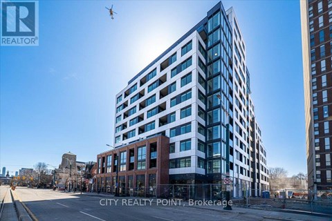 201 - 664 SPADINA AVENUE 2 Beds Apartment for Rent