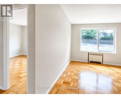209 - 990 AVENUE ROAD 2 Beds Apartment, Condo, Home for Rent - Photo gallery 1