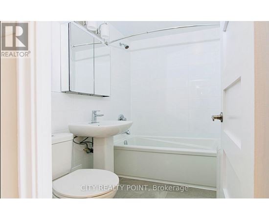 309 - 2 GRANDSTAND PLACE 2 Beds Apartment, Condo, Home for Rent - Photo gallery 4