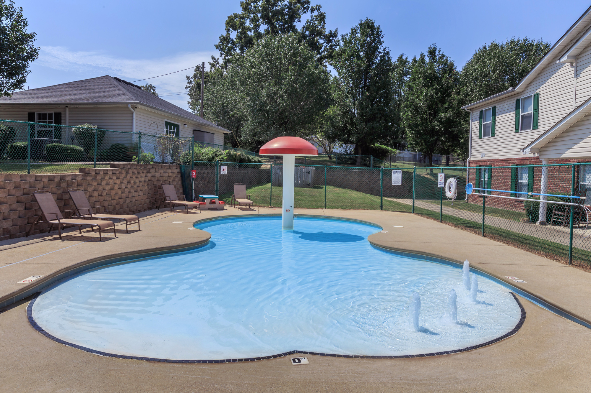 301 Madison Ridge Blvd 1-3 Beds Apartment for Rent