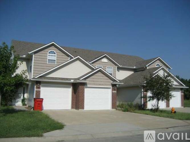 2929 S Harvard Ave 3 Beds Apartment for Rent - Photo gallery 4