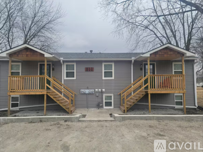 811 South Saint Louis Street 1 Apartment for Rent - Photo gallery 1