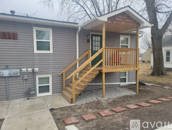 811 South Saint Louis Street 1 Apartment for Rent - Photo gallery 2