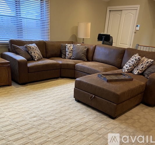 41 Sandra Circle 3 Beds Condo for Rent - Photo gallery 1