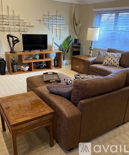 41 Sandra Circle 3 Beds Condo for Rent - Photo gallery 2