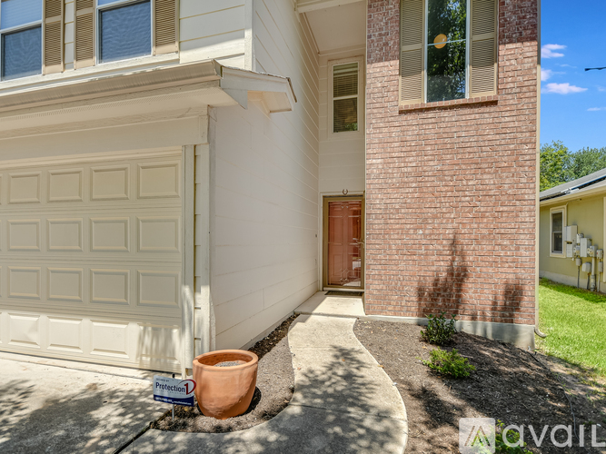 5312 Hutchinson Drive 3 Beds Single Family Home for Rent - Photo gallery 2