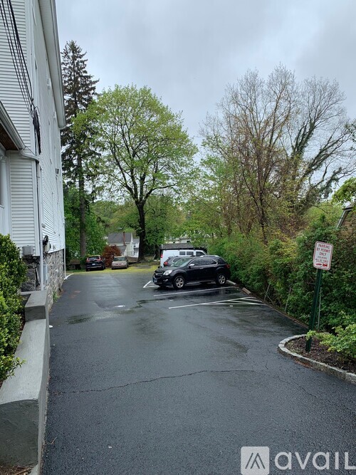 21 Oak Ridge Street 2 Beds Apartment for Rent - Photo gallery 3