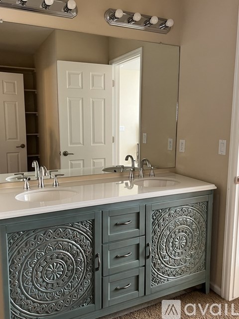 8698 Ethan Aley 3 Beds Apartment for Rent