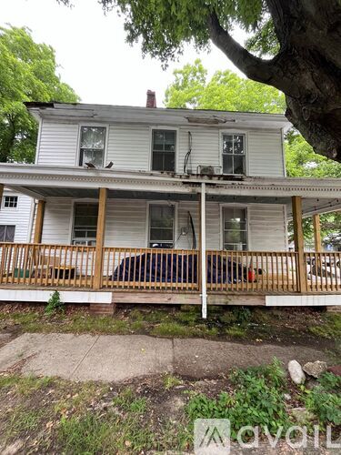 605 Main St 4 Beds Single Family Home for Rent - Photo gallery 1