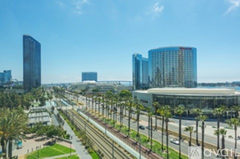 500 West Harbor Drive 3 Beds Apartment for Rent