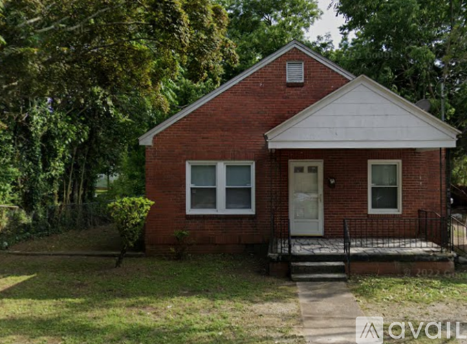 1102 E Elm St 3 Beds Single Family Home for Rent - Photo gallery 1