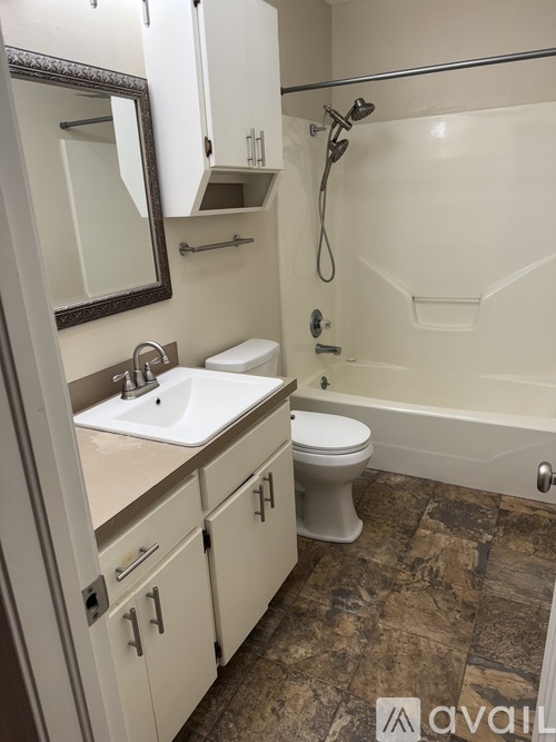 5113 N Husband St 2 Beds Apartment for Rent - Photo gallery 2