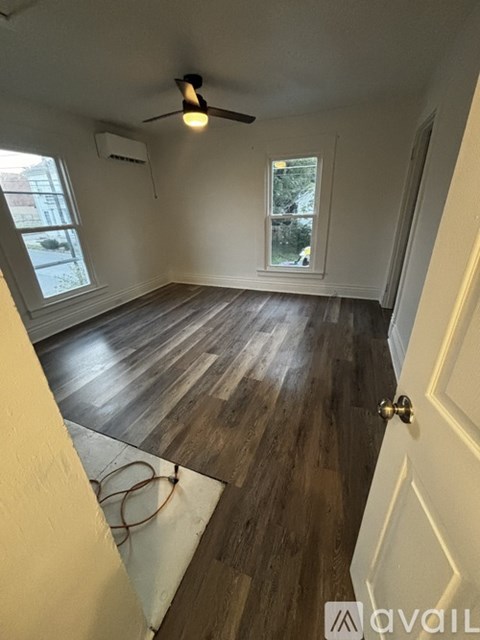 204 N 2Nd St 3 Beds Apartment for Rent