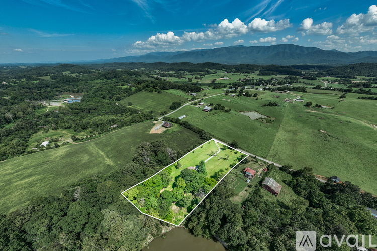 7090 Old Asheville Hwy 2 Beds Single Family Home for Rent - Photo gallery 2