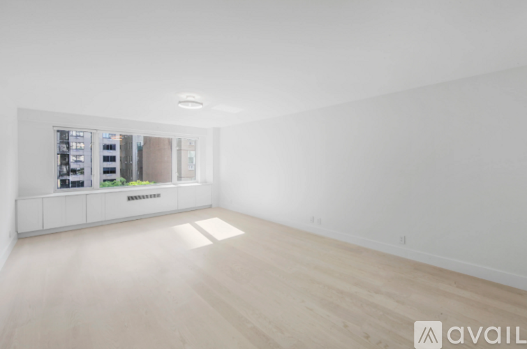 926 Park Ave 3 Beds Apartment for Rent - Photo gallery 1