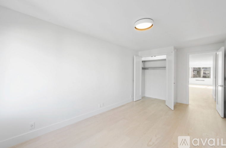 926 Park Ave 3 Beds Apartment for Rent - Photo gallery 5