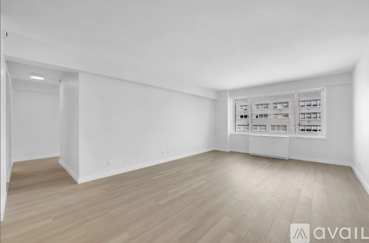 162 E 66th St 3 Beds Apartment for Rent - Photo gallery 2