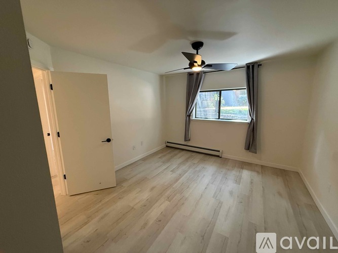 2800 Kalmia Ave 2 Beds Condo for Rent - Photo gallery 5