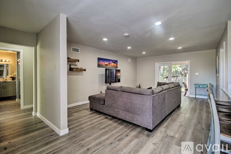 5059 Campanile Drive 1 Apartment for Rent - Photo gallery 5