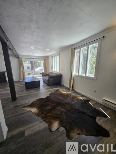 801 Northwood Boulevard 3 Beds Single Family Home for Rent - Photo gallery 4