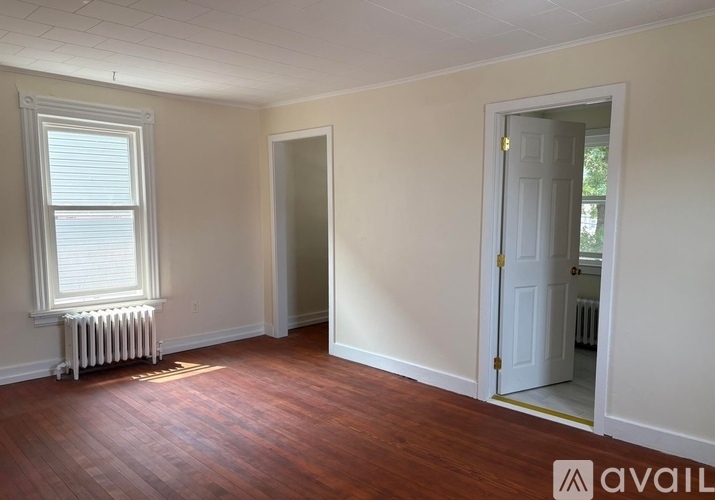 56 Cedar Street 1 Apartment for Rent - Photo gallery 4