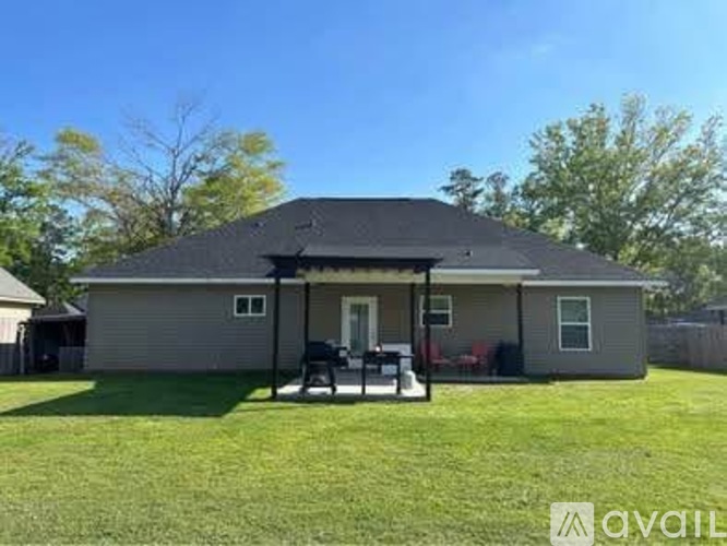 20023 Davis Lane 3 Beds Single Family Home for Rent - Photo gallery 1
