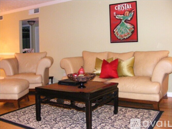 3631 Essex Avenue 1 Condo for Rent - Photo gallery 3