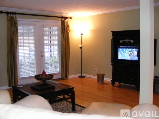 3631 Essex Avenue 1 Condo for Rent - Photo gallery 5