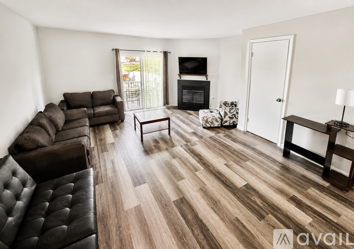 103 Britain Court 3 Beds Single Family Home for Rent - Photo gallery 5