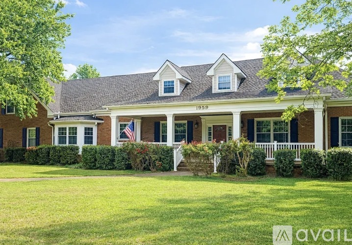 1959 Stroud Road 5 Beds Single Family Home for Rent - Photo gallery 1