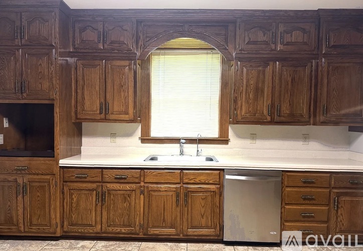 1959 Stroud Road 5 Beds Single Family Home for Rent - Photo gallery 5