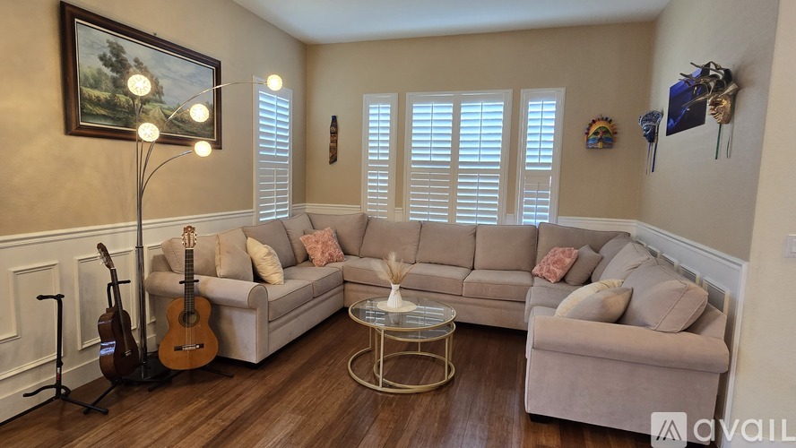 2928 Simba Pl 5 Beds Single Family Home for Rent - Photo gallery 3