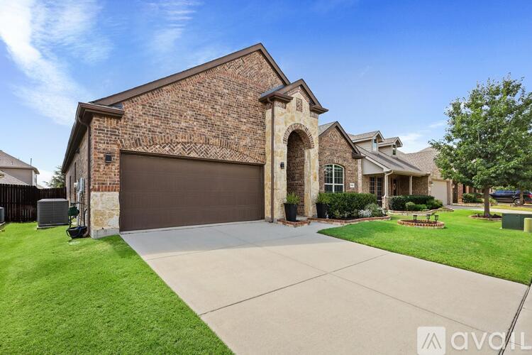3900 Fordham St 4 Beds Single Family Home for Rent - Photo gallery 3