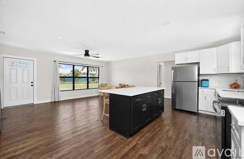 410 West Grace Street 3 Beds Apartment for Rent