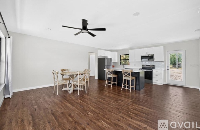 410 West Grace Street 3 Beds Single Family Home for Rent - Photo gallery 4