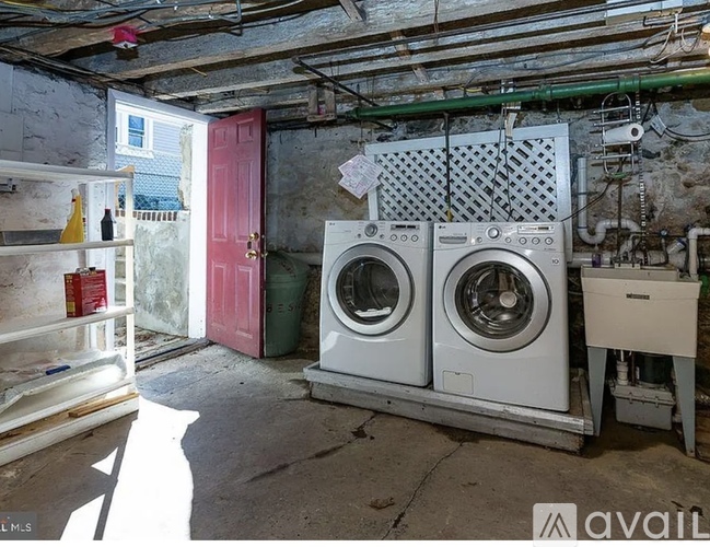 48 East Stewart Avenue Unit A 2 Beds Apartment for Rent - Photo gallery 4