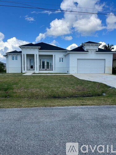 14118 Fort Myers Ave 4 Beds Apartment for Rent