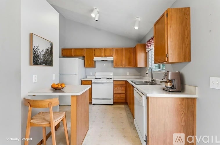 17725 Chandler St 3 Beds Single Family Home for Rent - Photo gallery 3