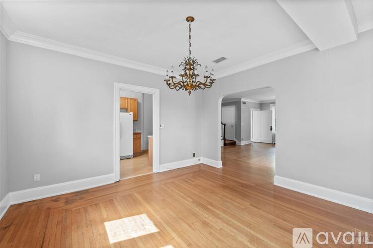 2817 Urwiler Ave 3 Beds Apartment for Rent - Photo gallery 5