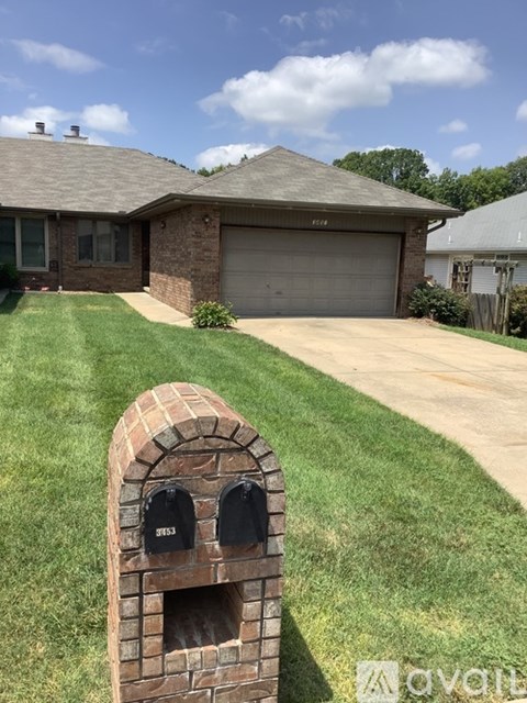 3451 S Parkmont Ct 2 Beds Apartment for Rent